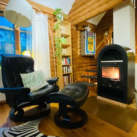 Eifel-lounge Blockhaus Mit Kamin Garten Balkon Nahe Koeln Therme Bruehl Phantasialand *