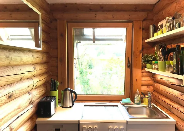 Semesterbostad Eifel-lounge Blockhaus Mit Kamin Garten Balkon Nahe Koeln Therme Bruehl Phantasialand *
