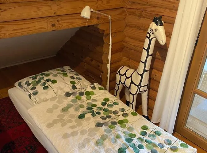 Semesterbostad Eifel-lounge Blockhaus Mit Kamin Garten Balkon Nahe Koeln Therme Bruehl Phantasialand *