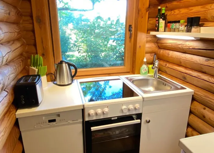 Semesterbostad Eifel-lounge Blockhaus Mit Kamin Garten Balkon Nahe Koeln Therme Bruehl Phantasialand Weilerswist