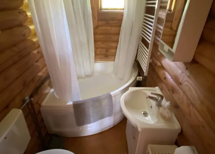 Semesterbostad Eifel-lounge Blockhaus Mit Kamin Garten Balkon Nahe Koeln Therme Bruehl Phantasialand Weilerswist