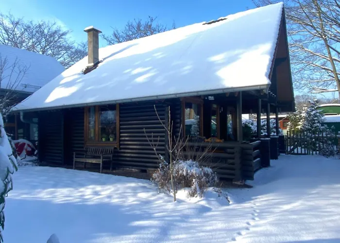 Eifel-lounge Blockhaus Mit Kamin Garten Balkon Nahe Koeln Therme Bruehl Phantasialand
